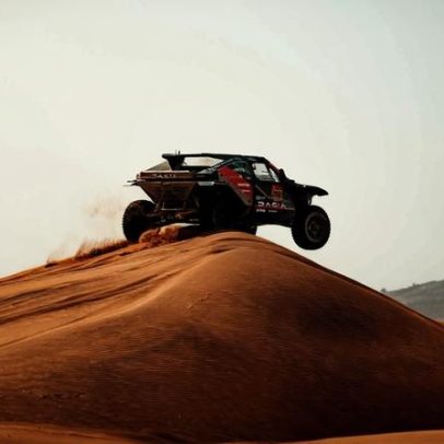 Dacia vence Ford e Toyota no Dakar; portugueses destacam-se