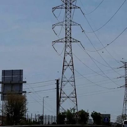 Cerca de 3.800 pessoas ficaram sem energia devido ao mau tempo