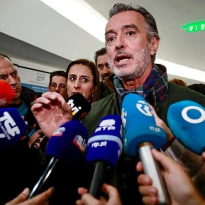 Comunique-se com a sua equipa de campanha de forma eficaz