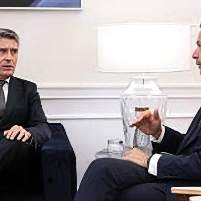 Carneiro desafia Montenegro a esclarecer posição nas presidenciais