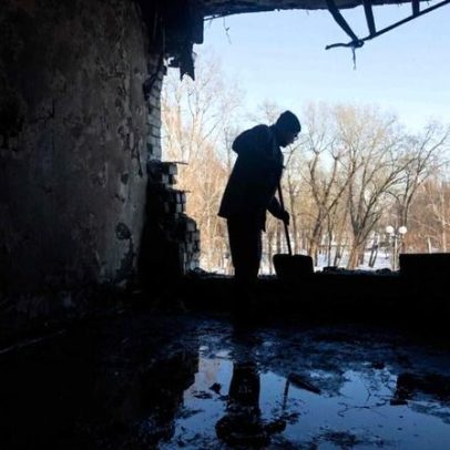 Ataque russo com mísseis e drones fere quatro em Kiev e Lviv