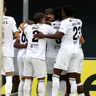 Amarante foge à confusão e entra na fase de subida da Liga 3