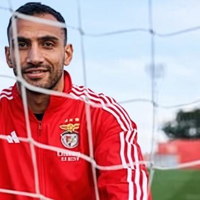 Se Pavlidis se lesiona, quem marcará golos pelo Benfica?