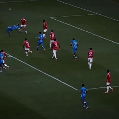 Ex-Estoril faz golaço no Brasil em vídeo que pode concorrer ao Puskás