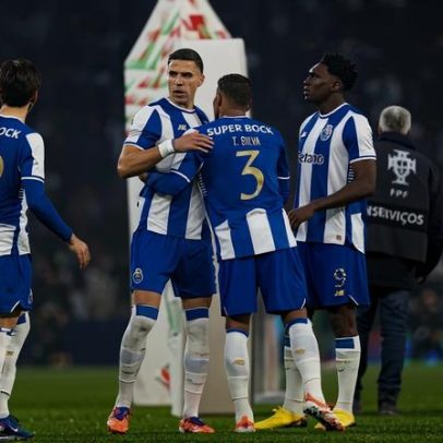 Notas do FC Porto: surge estrela e Bednarek brilha
