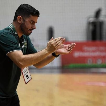 Rui Silva deixa de ser treinador do AEK