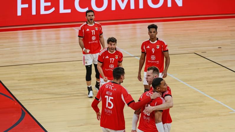 Benfica segue na Taça; Sporting soma 13ª vitória consecutiva