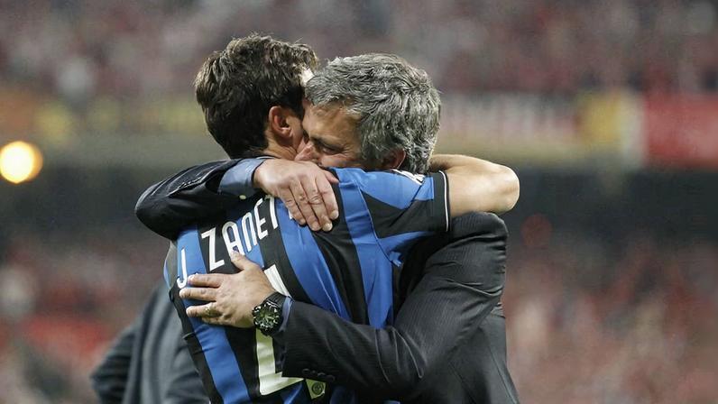 Mourinho venceu a Liga dos Campeões Serie A e Taça de Itália em 2009/10