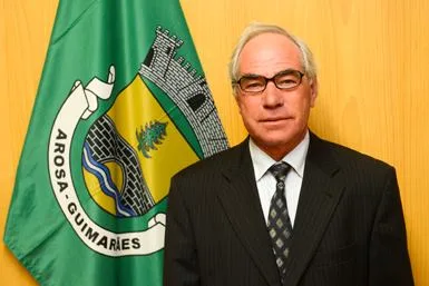 Presidente da Câmara apresenta condolências pelo falecimento de Faustino Costa
