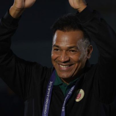 Al Sharjah de José Morais regressa às vitórias