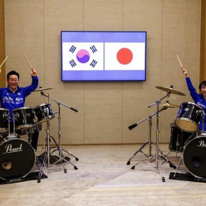 Líderes da Coreia do Sul e do Japão ouvem K-Pop em vídeo
