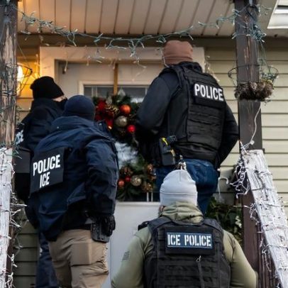ICE detém cidadão norte-americano apenas em roupa interior