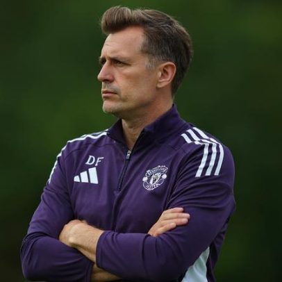 Fletcher sucede a Rúben: 300 jogos e filhos no plantel