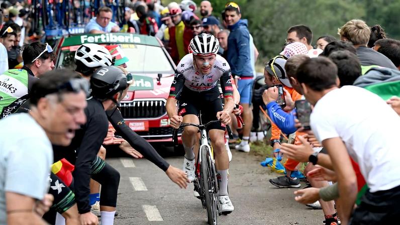 ▲ Ciclista português venceu duas etapas da Vuelta no ano passado, incluindo a da mítica subida ao Angliru