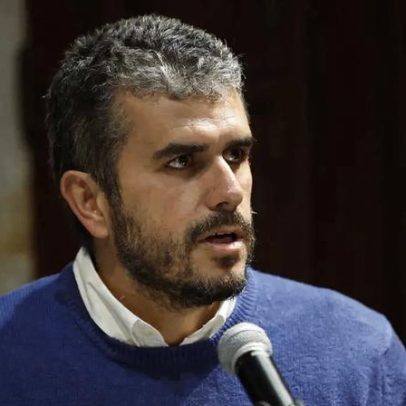 Carlos Guimarães Pinto suspende mandato de deputado por um mês