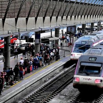 Pelo menos 15 feridos em acidente ferroviário na Catalunha