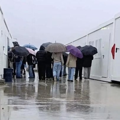 Alunos da Secundária de Barcelinhos ficam à chuva por falta de coberturas