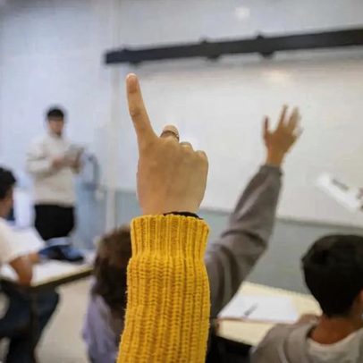 Queda de árvore interrompe trânsito na EN13, Esposende