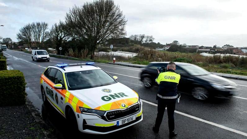 Estudo da Faculdade de Economia da U. Porto diz que a dependência do turismo é prejudicial