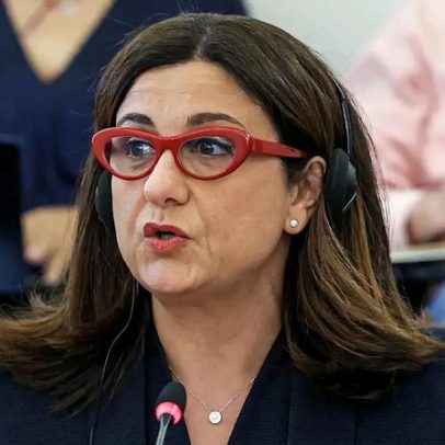 Presidente da IL vota em Seguro, partido não declara apoio