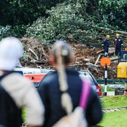 Adolescente entre os seis desaparecidos num deslizamento de terras na NZ