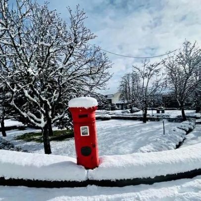 Norte e Centro de Portugal cobertos de neve, com imagens