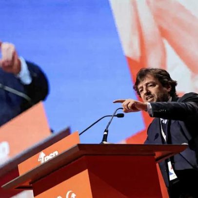 Mais de 200 figuras não-socialistas assinam carta de apoio a Seguro