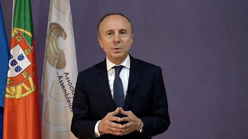 Imagem de contexto do artigo A dúzia de pessoas mais ricas do mundo tem mais dinheiro que a metade mais pobre do mundo