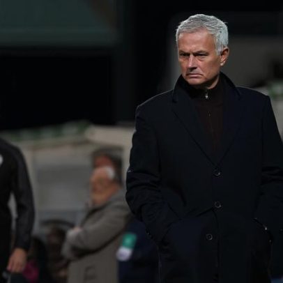 Mourinho confirma Aursnes titular e admite não ter margem para gestão