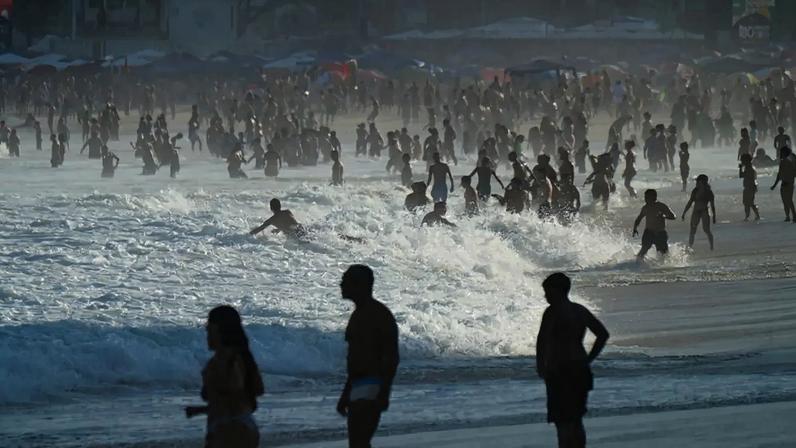 Ndiaye celebra o tento solitário