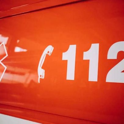 Incêndio que começou em decorações de Natal deixa três feridos em lar de Fafe