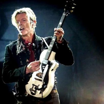 Ainda sentimos a falta de David Bowie após uma década