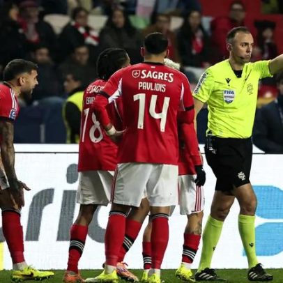 Adjunto de Mourinho recebe castigo pesado por frase 'Vou-te apanhar lá fora'