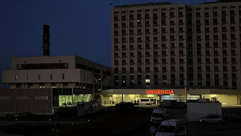 O Hospital de Coimbra nega o relato