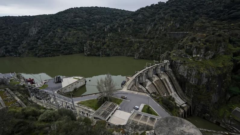 Barragem de Miranda é um dos dois aproveitamentos hidroelétricos instalados no concelho de Miranda do Douro