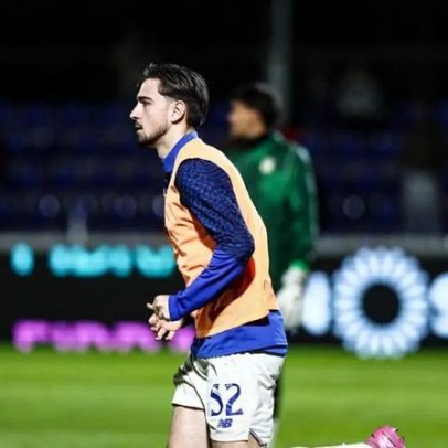 Martim Fernandes usa três camisolas no clássico; quantas levam os roupeiros?