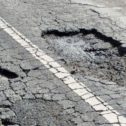 PS alerta para degradação de estrada nacional em Évora e exige obras urgentes