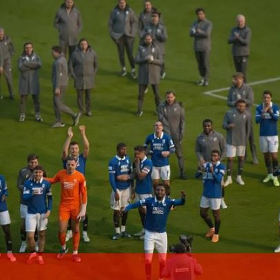 Chermiti brilha no Old Firm e sai de campo com cântico ao ritmo de Waka Waka