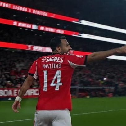 Lopes Cabral entra e três minutos depois Pavlidis faz hat-trick