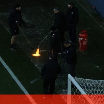 Hull City tenta derreter gelo com maçarico para salvar jogo