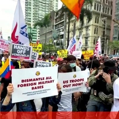 Manifestantes protestam em Manila contra ataque dos EUA à Venezuela