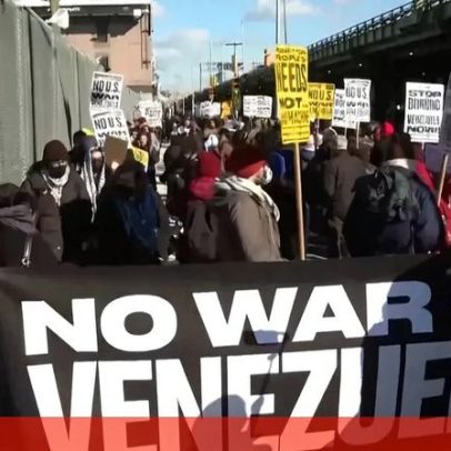 Protestos contra ataque dos EUA à Venezuela diante da prisão de Maduro