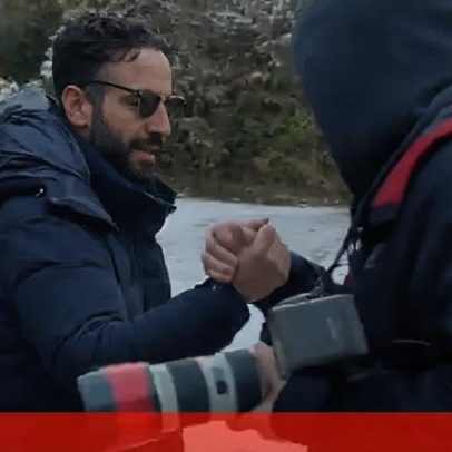 Ruben Amorim visto a sair de casa em Manchester, agradecido aos fotógrafos