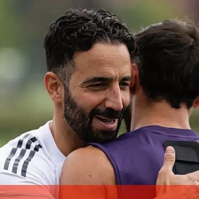 Bruno Fernandes reage ao despedimento de Ruben Amorim no Manchester United