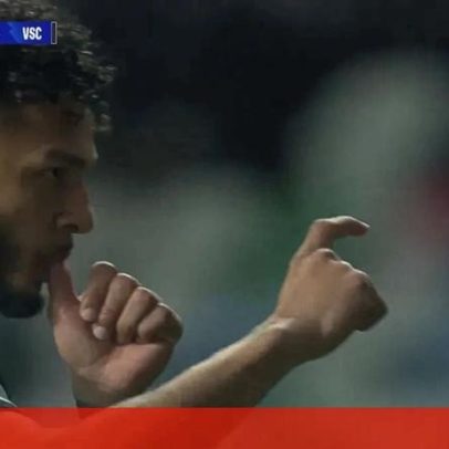 Trincão e Suárez criam assistência para abrir o marcador frente ao V. Guimarães
