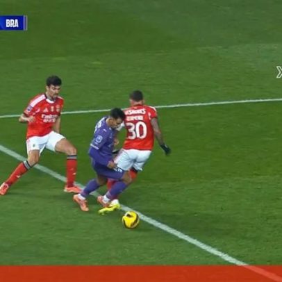 Penálti para o Sp. Braga é revertido pelo VAR; Otamendi é alvo de pedido de vermelho