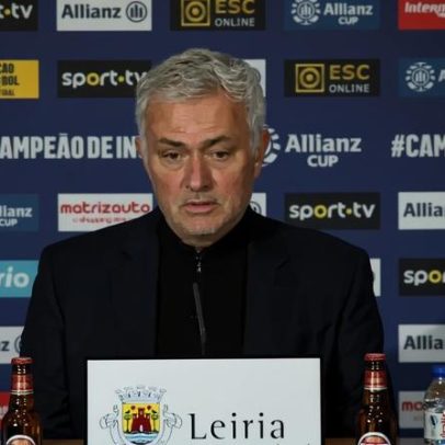 Mourinho: quem joga mal na primeira parte merece perder
