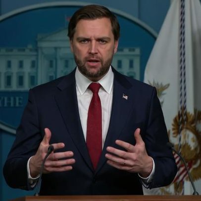 JD Vance critica atuação de mulher morta pelo ICE após ataque com veículo