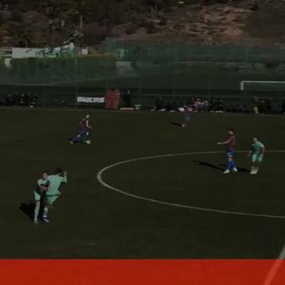Jogador do Lugano agride colega de equipa durante jogo