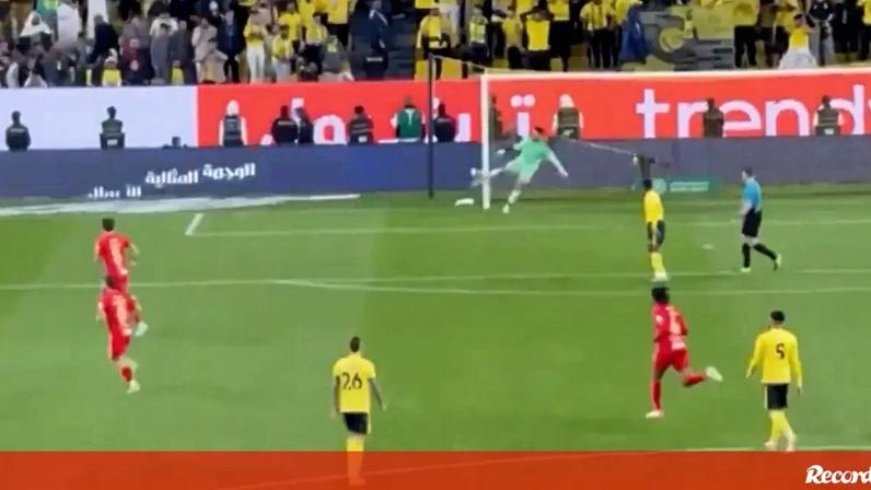 Nawaf Al Aqidi teve um dia para esquecer